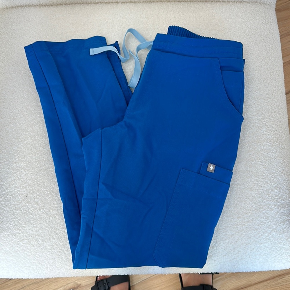 Scrub pant